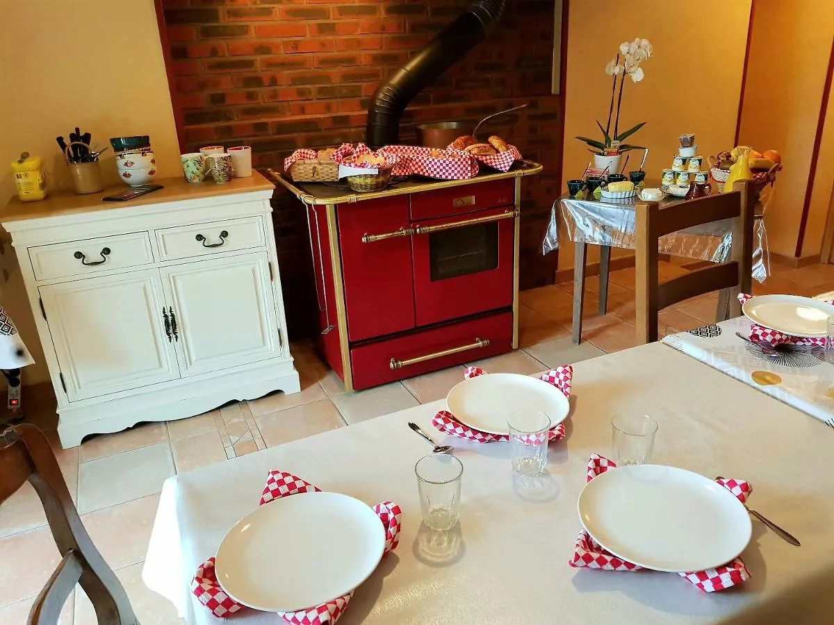 Guest house Aux Chambres Du Chadoux De Chateaubourg
