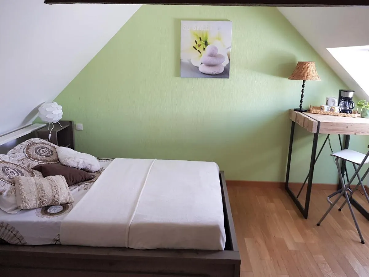 Guest house Aux Chambres Du Chadoux De Chateaubourg